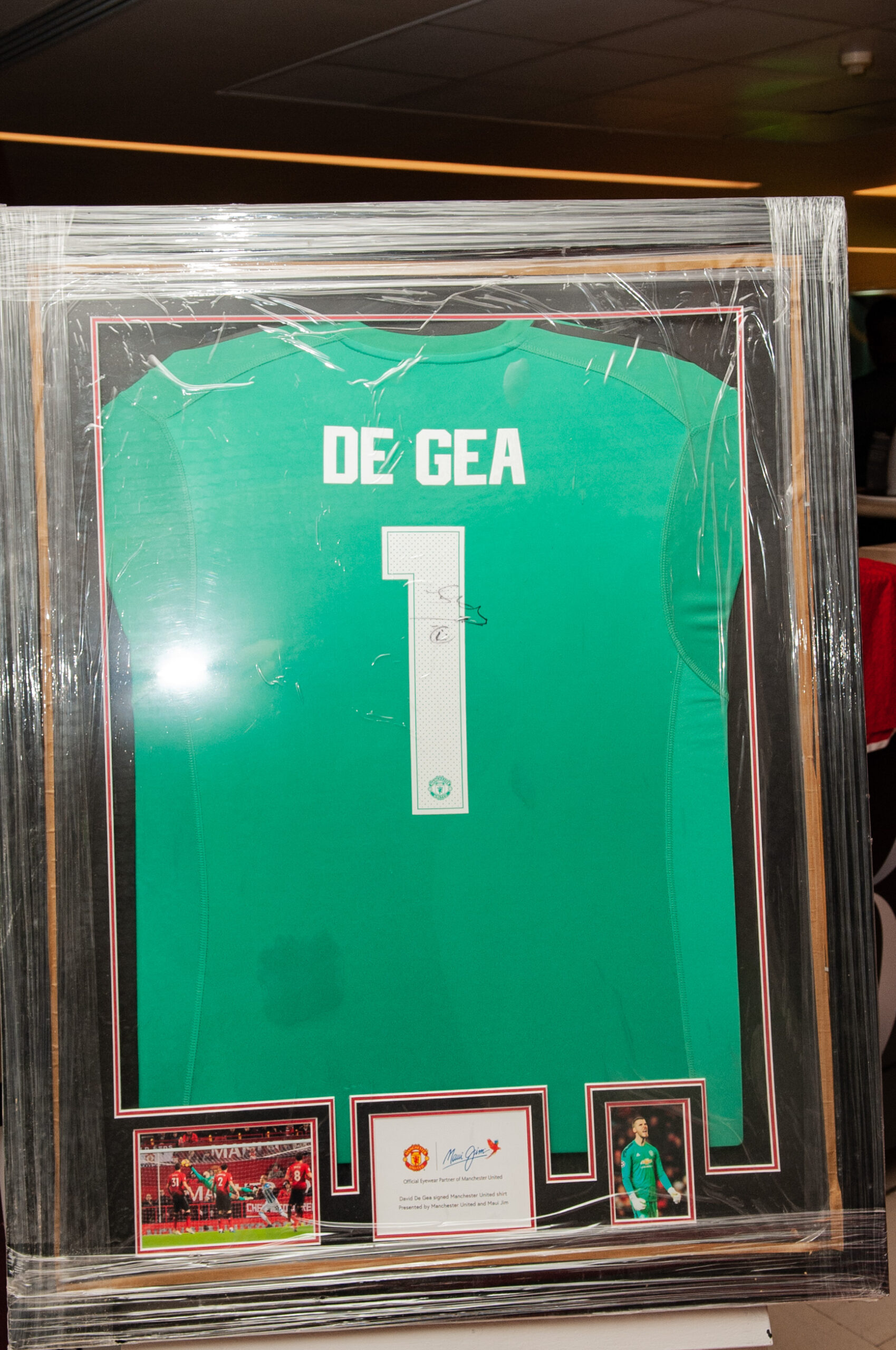 David de Gea - Manchester United Signed & Framed Shirt